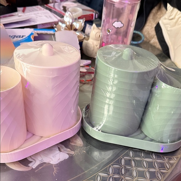Other - Set of Cream and Green plastic Canisters